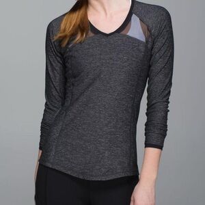Lululemon Long Sleeve Performance Top — Heathered Dark Gray Size 4